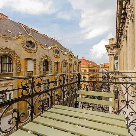 Gusto Della By Nw Διαμέρισμα *